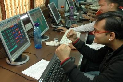 सेंसक्स 1,000 से अधिक अंक बढ़ाता है क्योंकि निवेशक मध्य पूर्व में तनाव को कम करते हैं