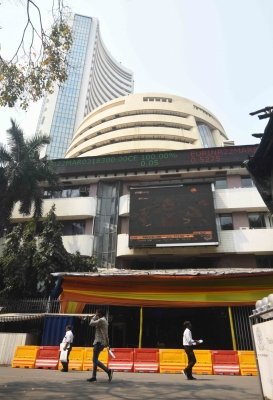 सेबी ने बीएसई पर मानदंडों के उल्लंघन के लिए 25 लाख रुपये का जुर्माना लगाया