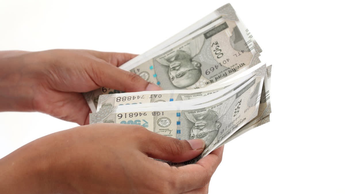 7 वें वेतन आयोग का अंतिम महंगाई भत्ता, पता है कि कितना बढ़ेगा, केंद्रीय कर्मचारी बल्लेबाजी करेंगे