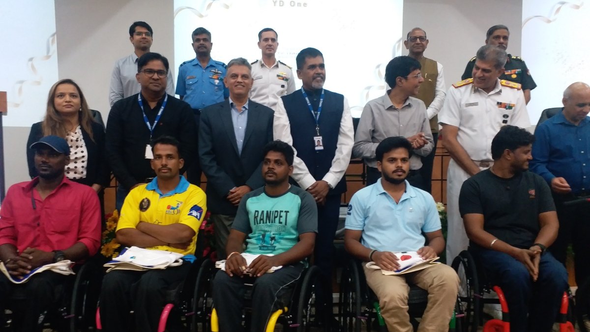 IIT मद्रास ने भारत सबसे हल्का व्हीलचेयर लॉन्च किया
