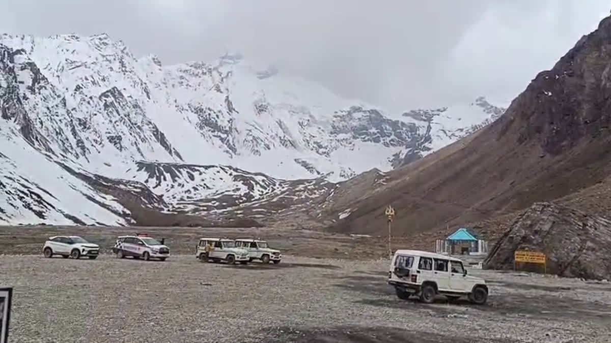 आदि कैलाश मंदिर दर्शन बंद, पिथोरगढ़ प्रशासन का एक बड़ा निर्णय है, इसका कारण पता है