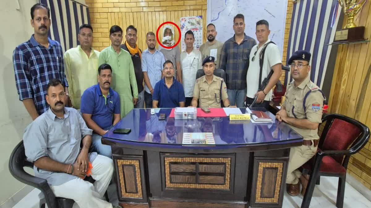 उधम सिंह नगर में 2 स्वचालित पिस्तौल के साथ आर्म्स तस्कर को गिरफ्तार किया गया, न्यूजीलैंड के साथ जुड़े तार