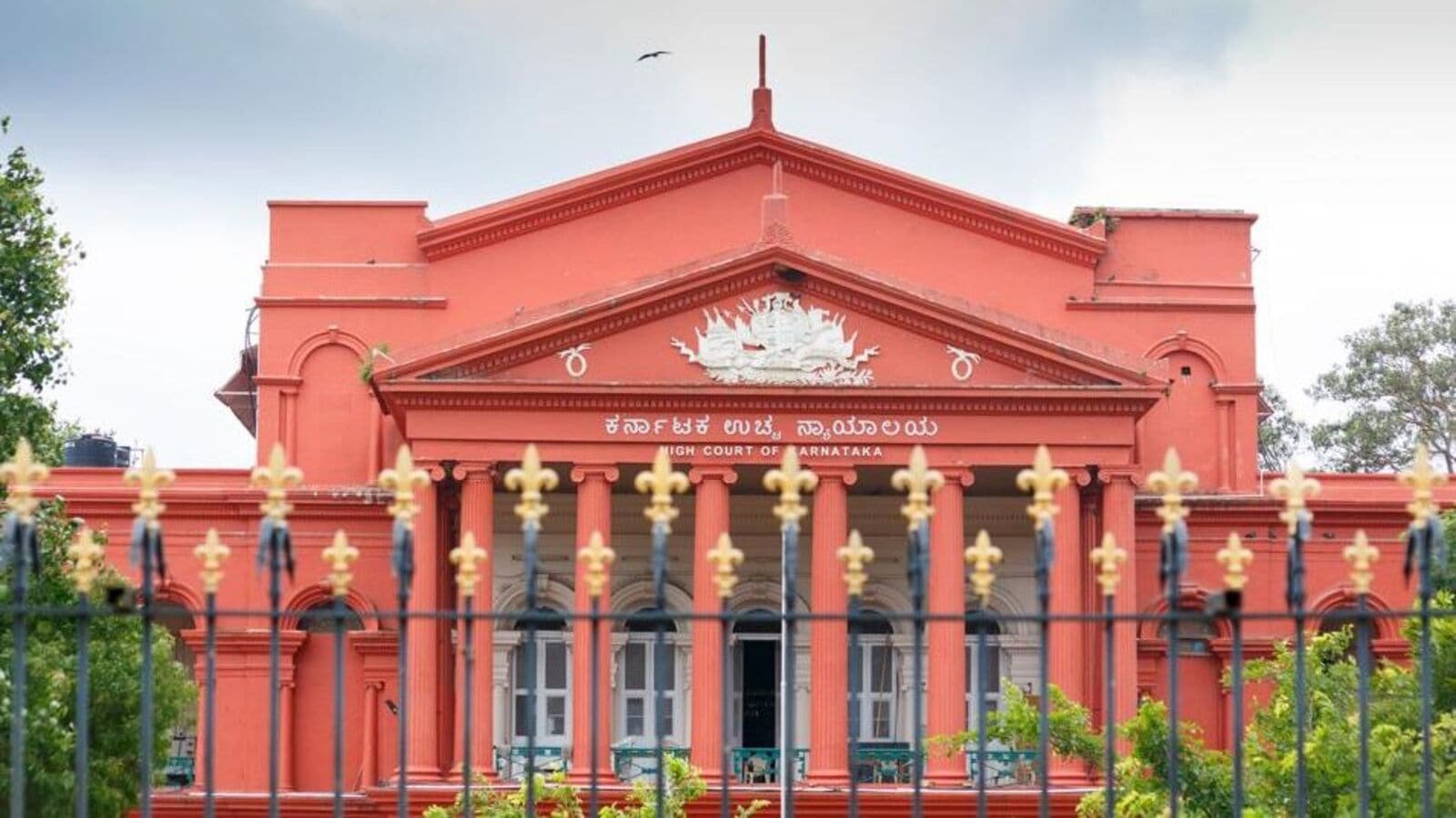 FILE PHOTO: The Karnataka High Court quashed the stalking case but declined to dismiss proceedings under the SC/ST Act, IT Act and other provisions of the IPC concerning voyeurism and criminal intimidation.