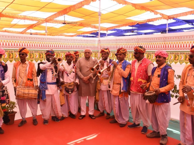 गुजरात: 17 जिलों के आदिवासी समुदायों के 2,000 व्यक्तियों में जीनोम अनुक्रमण होगा