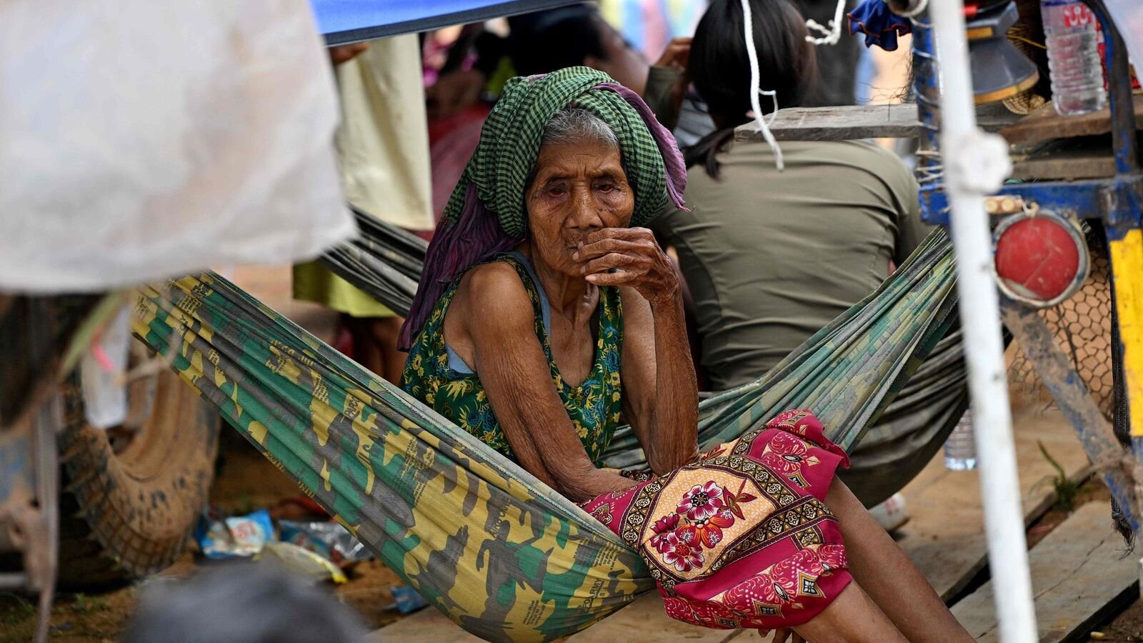 Thailand- Cambodia clashes enter third day; ‘feels like escaping war zone’ locals share harrowing details: 10 pts