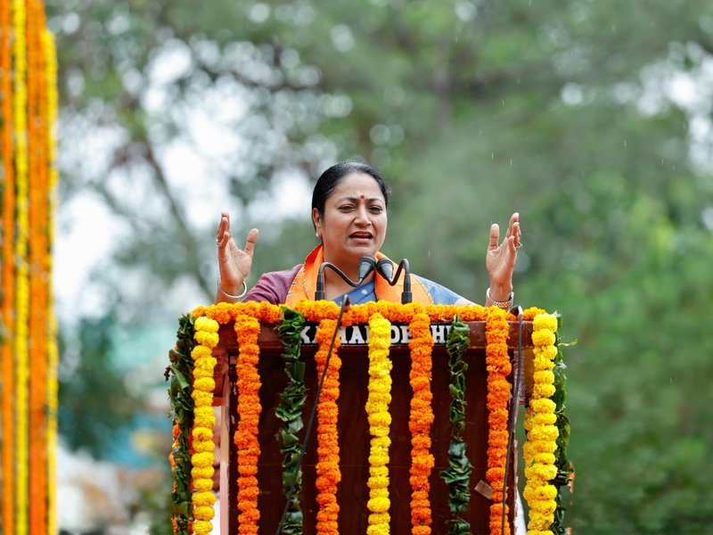 दिल्ली: 1400 नर्सों और पैरामेडिकल स्टाफ को स्थायी नौकरी मिली, रेखा गुप्ता ने पिछली सरकारों पर भ्रष्टाचार का आरोप लगाया