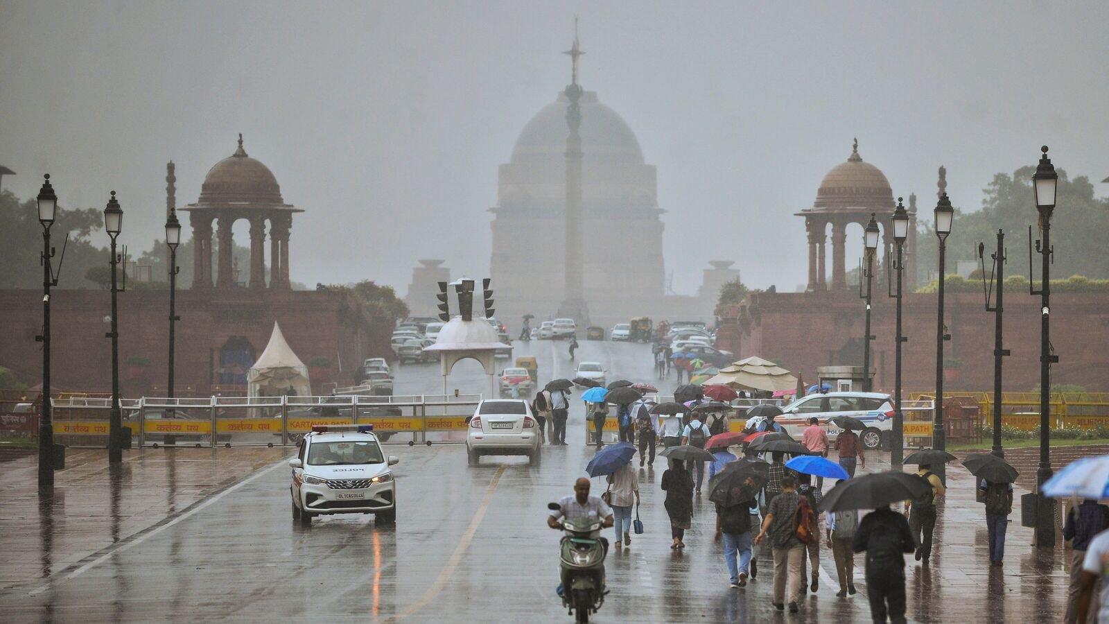 Delhi rains: Heavy rainfall hits Delhi-NCR.