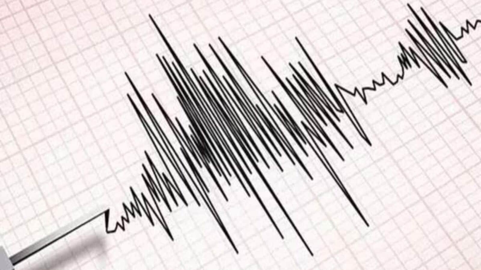 Tremors felt in Delhi-NCR, people rush to X to share reactions.