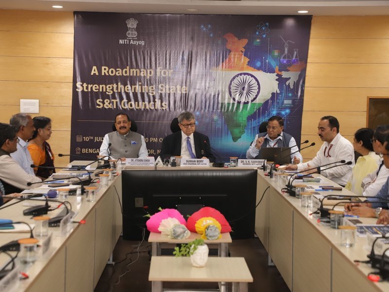 भारत को एक वैश्विक निवेश गंतव्य बनाने के लिए केंद्र-राज्य समन्वय: NITI AAYOG CEO