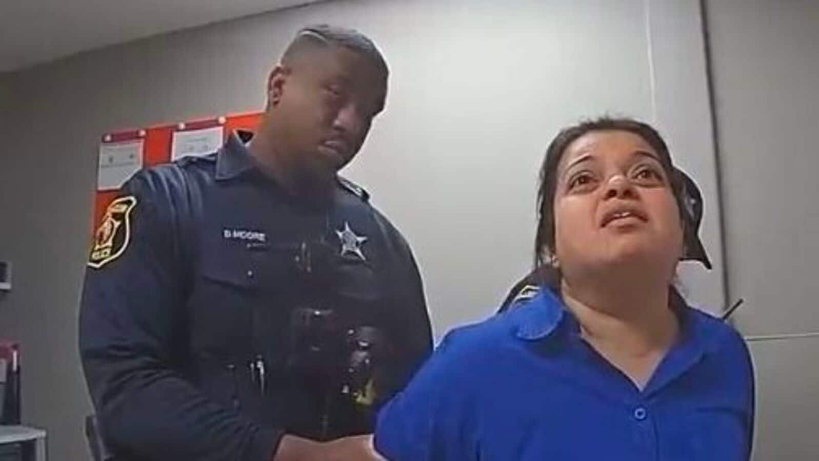 US Embassy Warns Visa Applicants to Make Social Media Accounts Public Amid New Rules