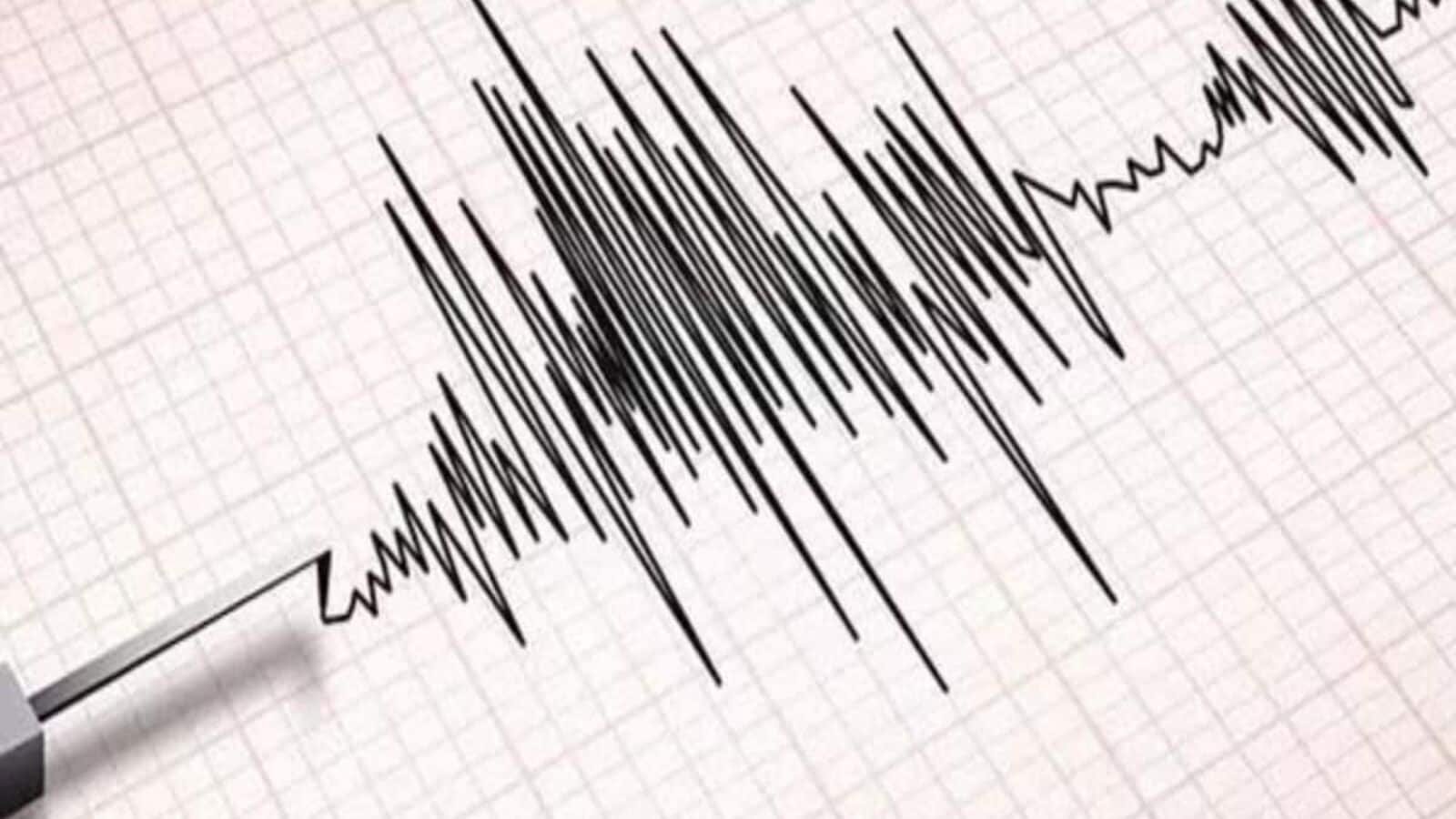Magnitude 5.6 earthquake strikes Sulawesi.