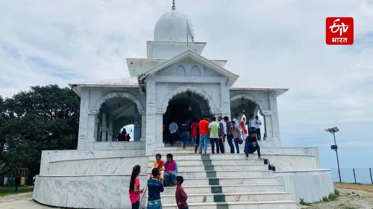 मुसौरी में भद्रराज मंदिर में लागू ड्रेस कोड, अशोभनीय कपड़े पहने लोगों की प्रविष्टि को प्रतिबंधित कर दिया