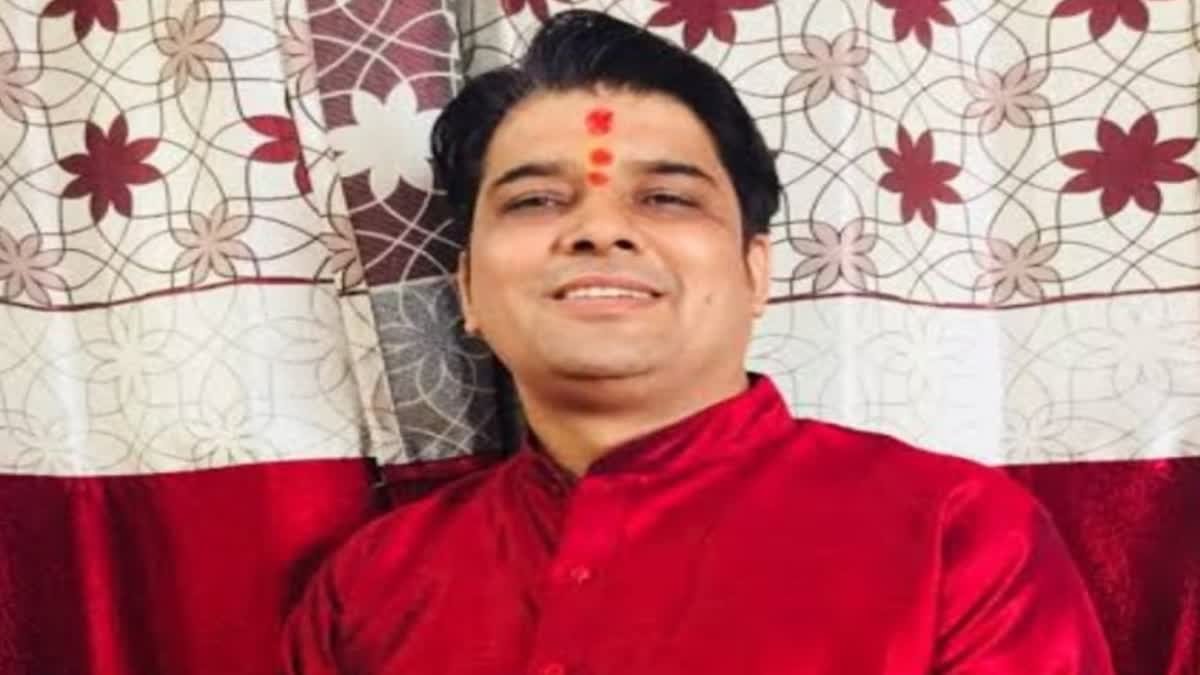 लोक गायक पवन सेमवाल की बढ़ी हुई कठिनाइयों, देहरादुन में दायर मामला, कारण पता है