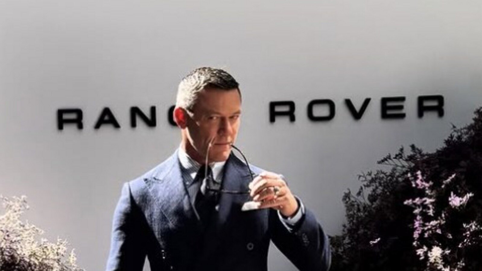 Actor Luke Evans met King Charles in 2014.