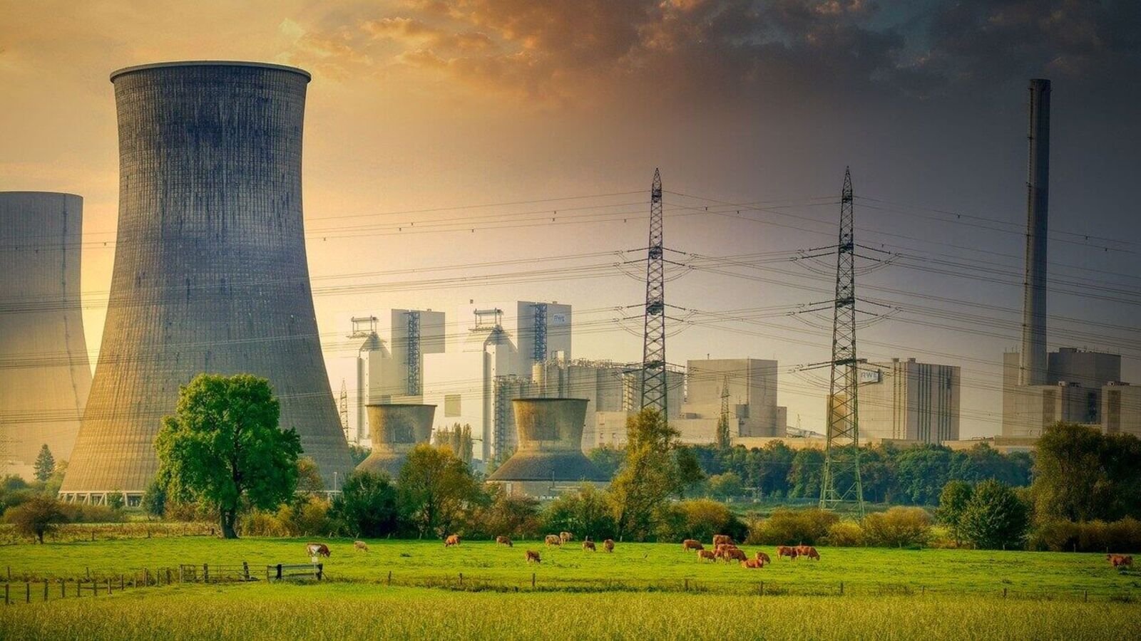 India has 8.7GW of nuclear power generation capacity now. (Image: Pixabay)