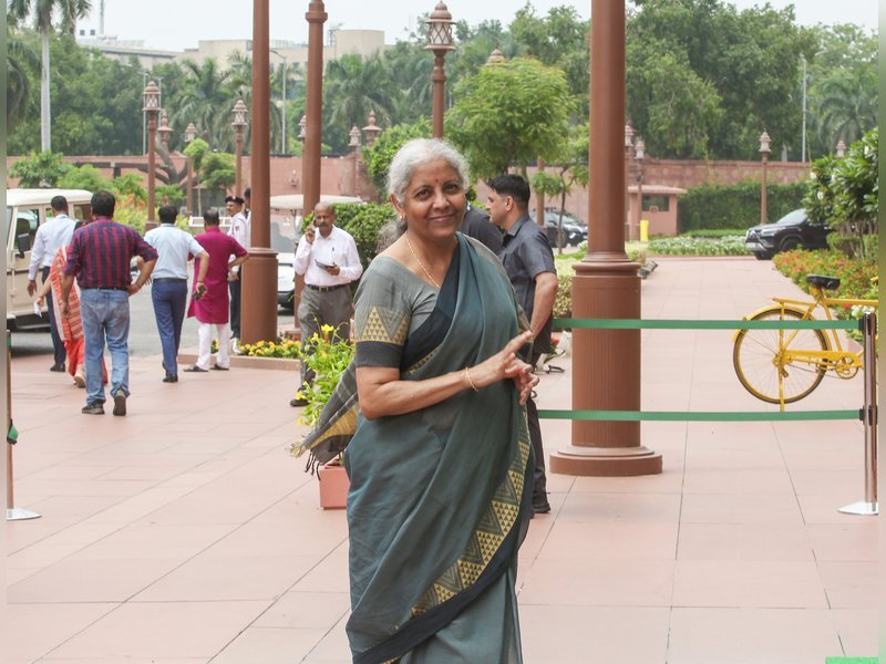 स्टैंड-अप इंडिया स्कीम के तहत SC, ST और महिलाओं को दिए गए 28,996 करोड़ रुपये से अधिक