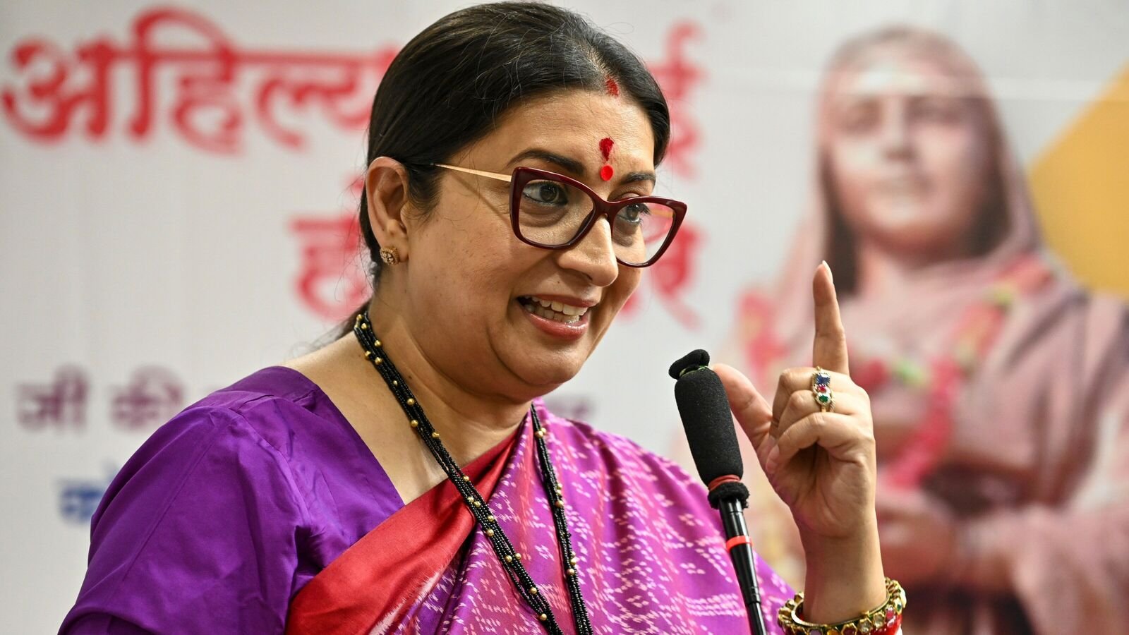 After a long political career, Smriti Irani will soon return to TV as Tulsi Virani in Ekta Kapoor's Kyunki Saas Bhi Kabhi Bahu Thi 2.