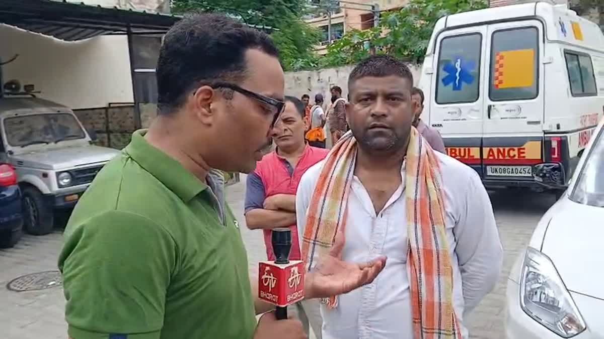 हरिद्वार मनसा देवी भगदड़ दुर्घटना, एम्बुलेंस चालक इरफान, ने कई लोगों को बचाया