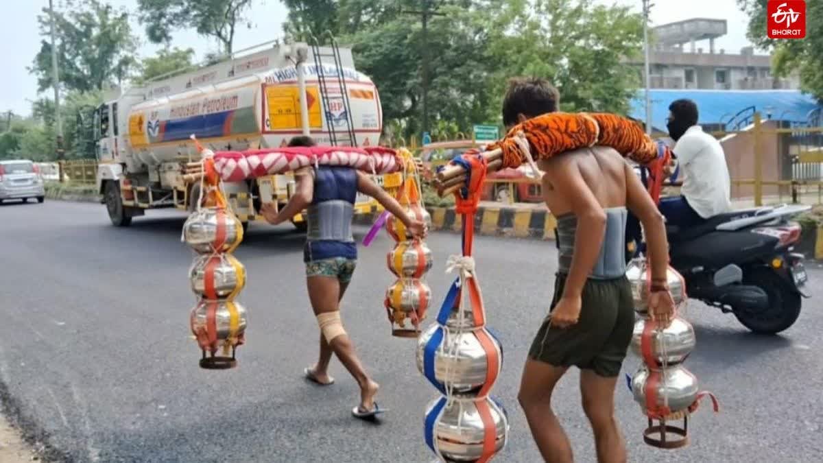 होटल के मालिकों को कावाद यात्रा मार्ग, सुप्रीम कोर्ट के निर्देश पर लाइसेंस प्रदर्शित करना होगा