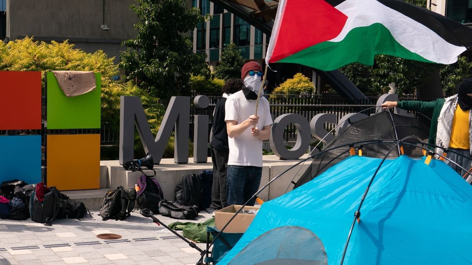 18 Arrested in Microsoft Protests Demanding End to Ties with Israel Amid Gaza War