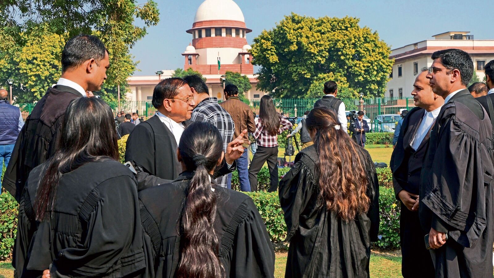 The BCI reiterated that the regulatory framework adopted in May 2025 does allow foreign lawyers and firms to practice foreign or international law in India—subject to reciprocity, BCI registration and strict prohibition on practising Indian law or litigation unless fully compliant with the BCI rules.