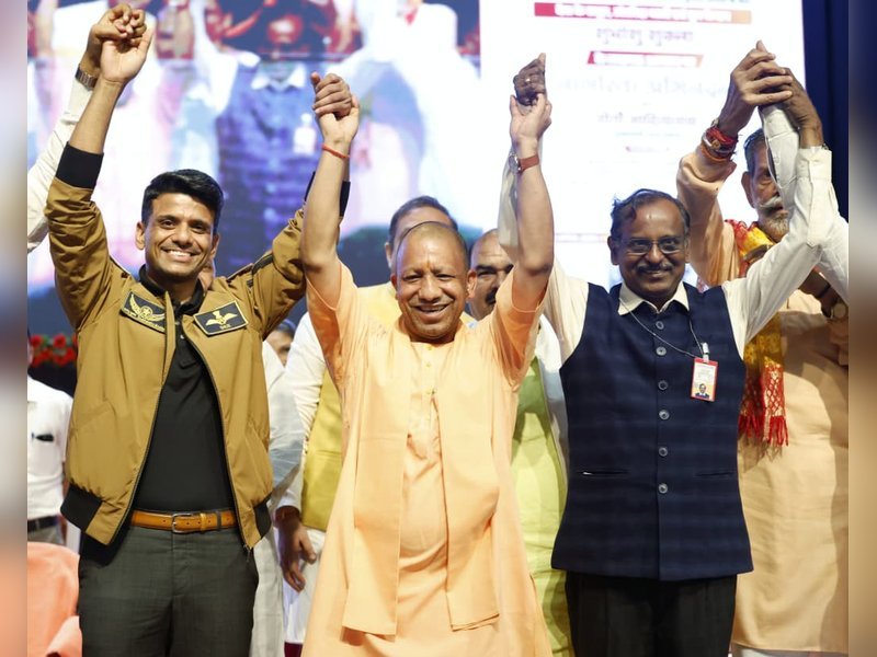 SHOLHANSHU SHUKLA के नाम पर छात्रवृत्ति की घोषणा की, CM योगी ने कहा- भारत के विकास यात्रा में राज्य प्रतिभागी