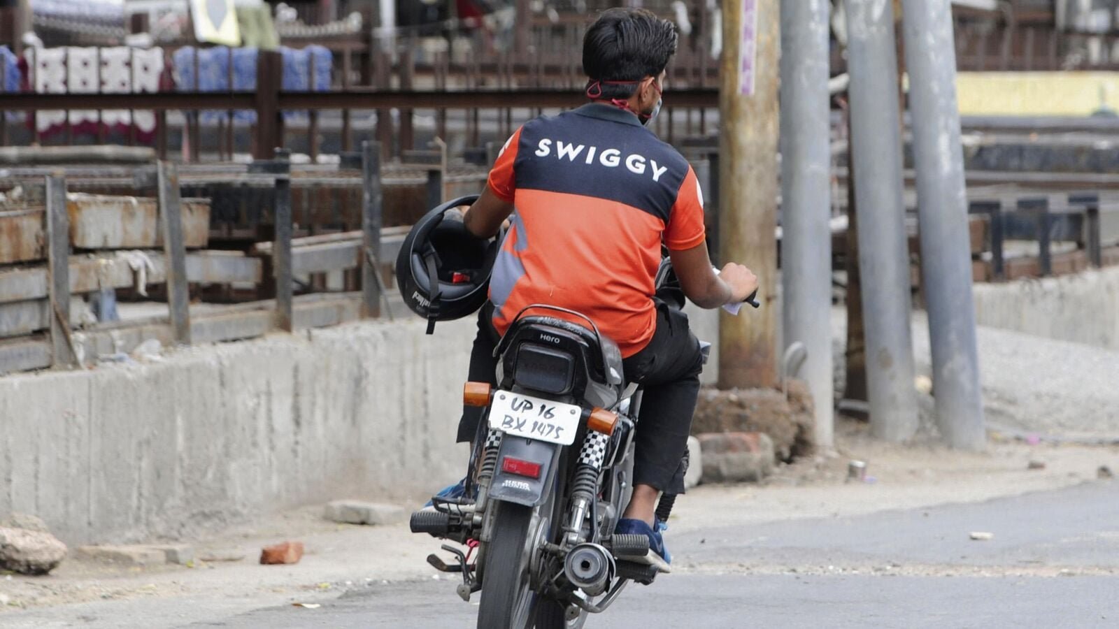 A Swiggy user almost fell for a delivery scam when the rider requested an OTP without delivering the order.