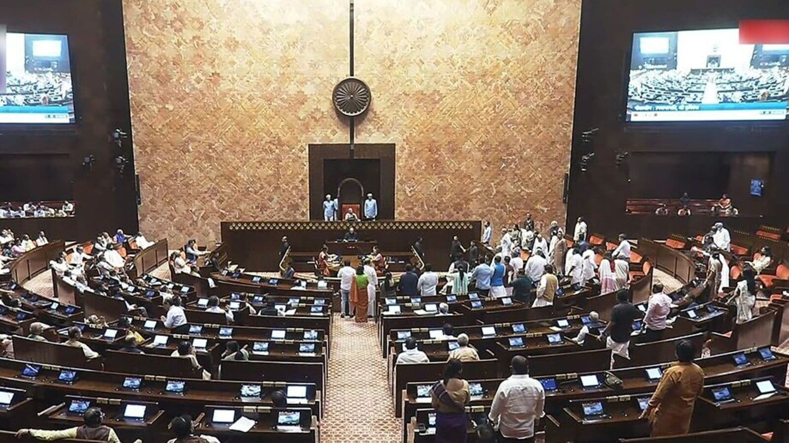 उपराष्ट्रपति चुनाव 2025: भारत का वीपी कैसे चुना जाता है? नियम, पात्रता, प्रक्रिया, अधिक