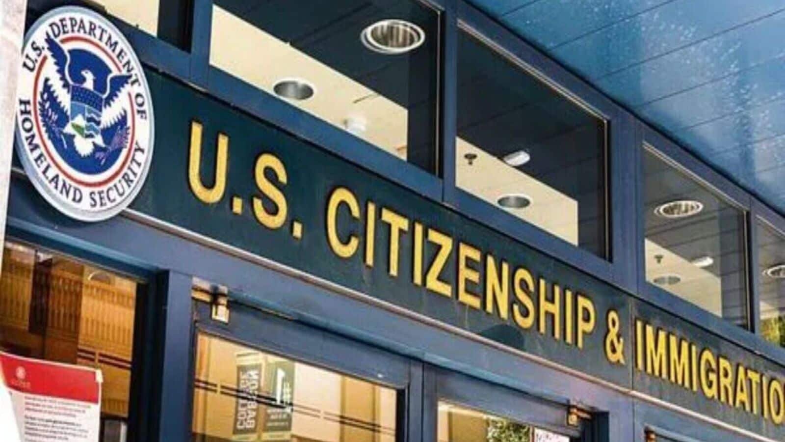 ग्रीन कार्ड मैरिज जोड़े: यहाँ USCIS के नए पारिवारिक वीजा नियमों के तहत क्या बदलाव हैं
