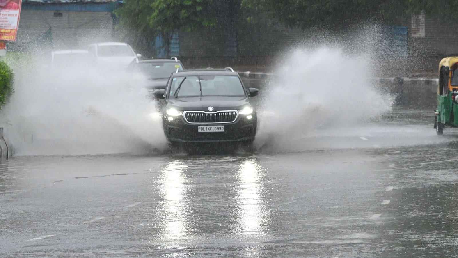 Chennai Weather: IMD Warns of Heavy Rain in Some Districts, Risk of Waterlogging