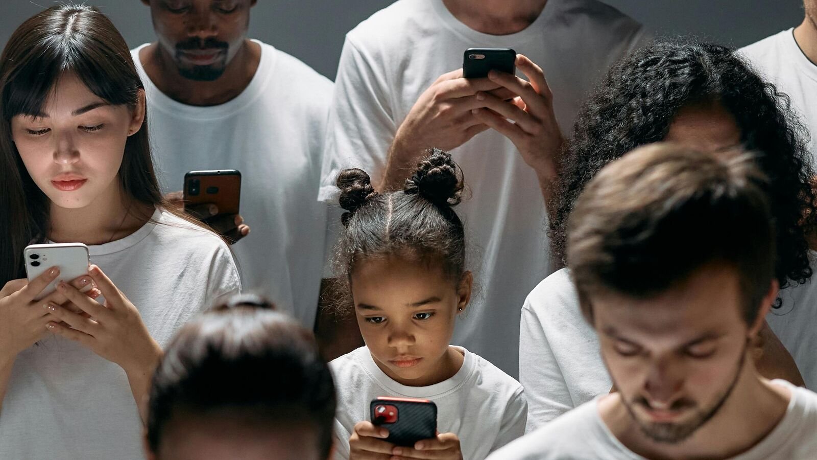 Gen z shares their most unhinged ways of surviving a toxic job