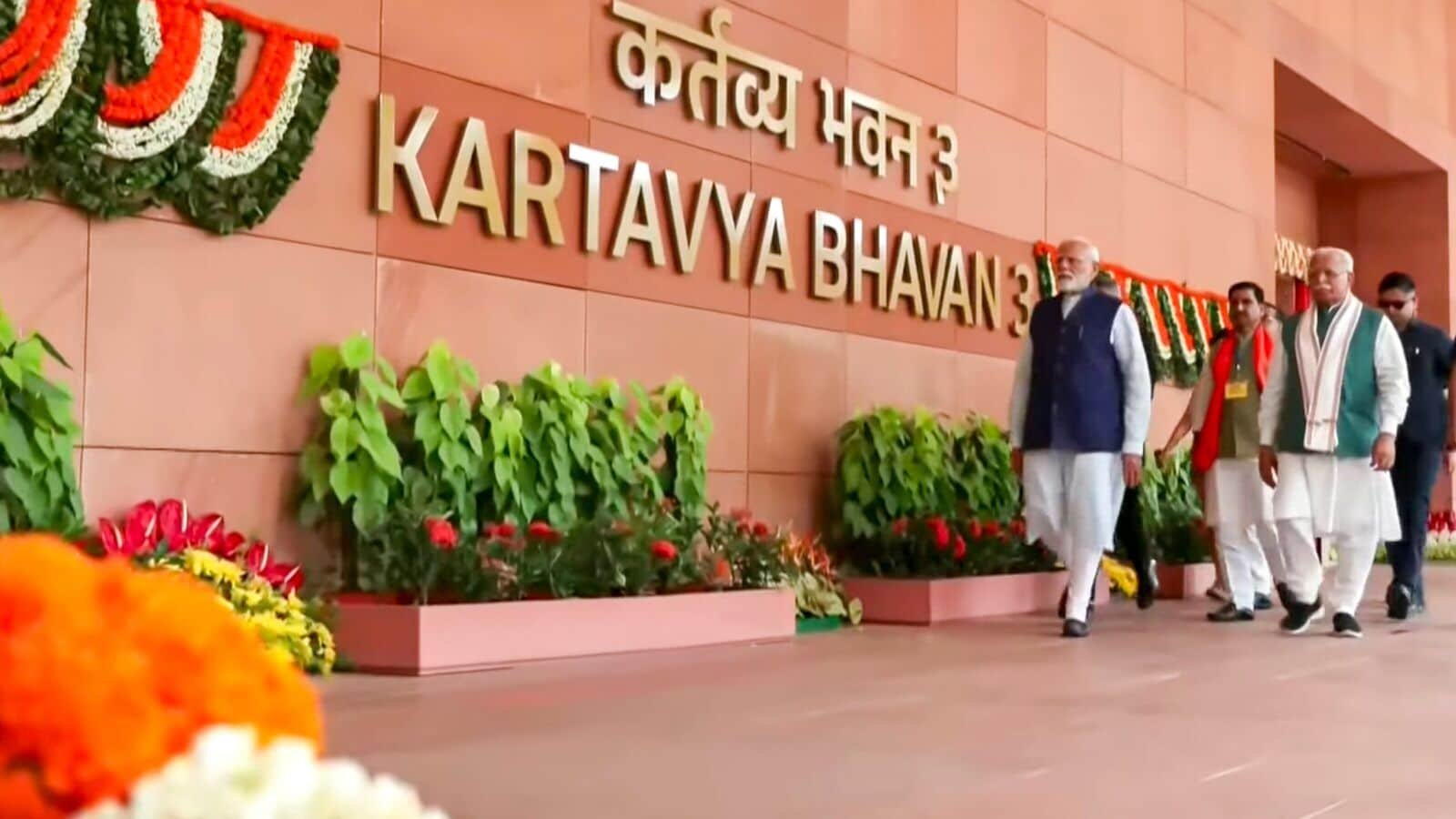 Prime Minister Narendra Modi with Union Minister of Housing and Urban Affairs Manohar Lal during the inauguration of Kartavya Bhavan.