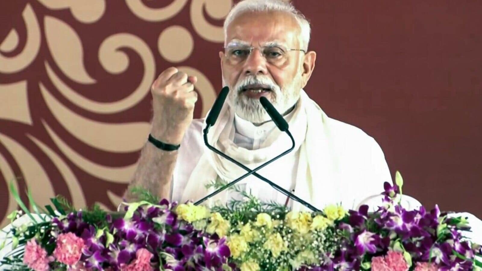 PM Modi rebuts Donald Trump's ‘dead economy’ jibe, says ‘India set to become…’