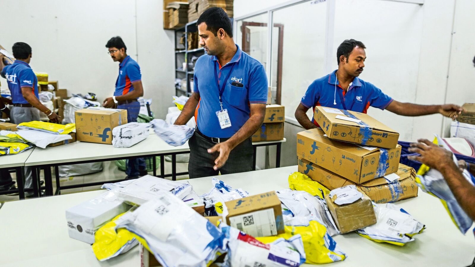 फ्लिपकार्ट मेगा उत्सव की बिक्री से आगे 2.2 लाख मौसमी नौकरियां पैदा करता है; महिलाओं की भर्ती 10% तक