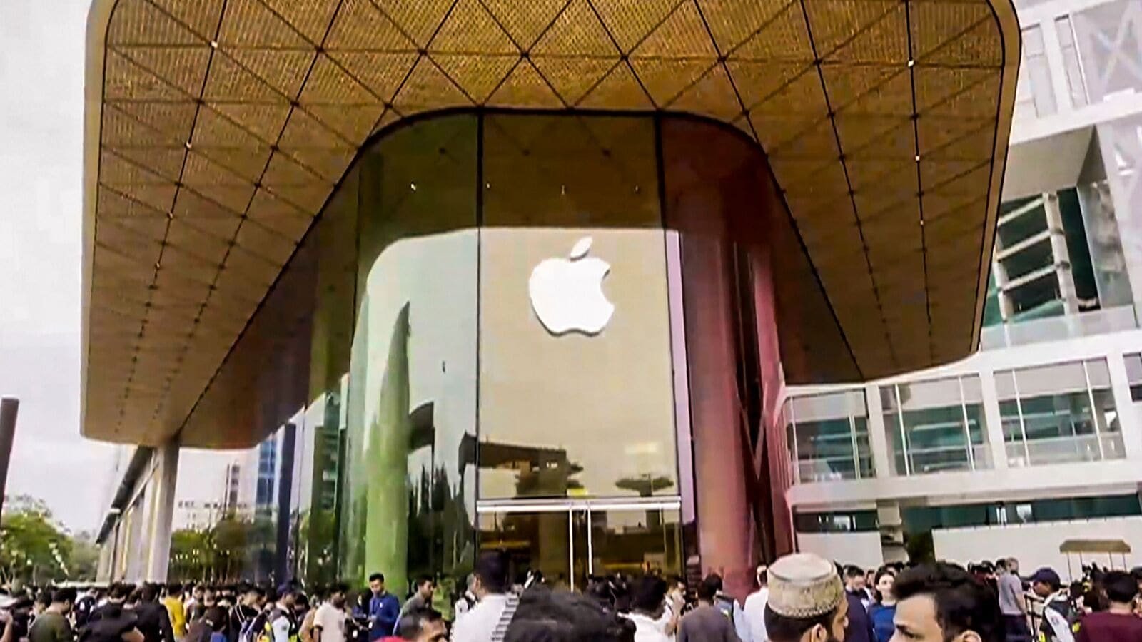 बेंगलुरु में iPhone प्रेमियों के लिए अच्छी खबर है! दिल्ली और मुंबई के बाद शहर में अपना स्टोर खोलने के लिए Apple - 5 चीजें जानने के लिए