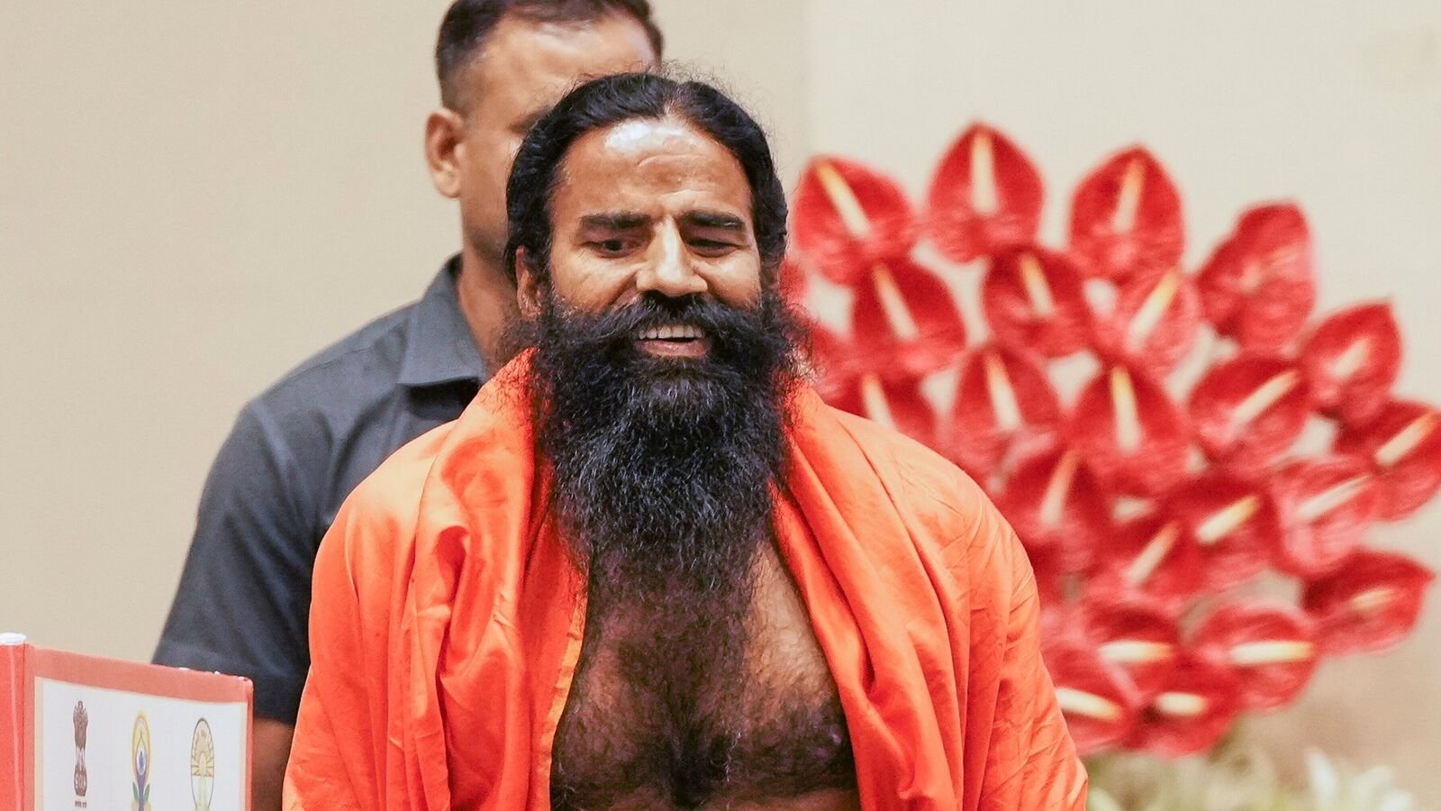 'बॉयकॉट पेप्सी, केएफसी, मैकडॉनल्ड्स और हम अराजकता में पड़ेंगे': रामदेव पर कैसे टारिफ्स पर हिट करें