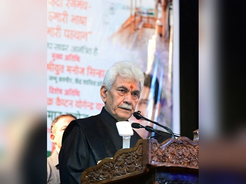 भारत की ताकत भाषाओं की विविधता में छिपी हुई है: मनोज सिन्हा