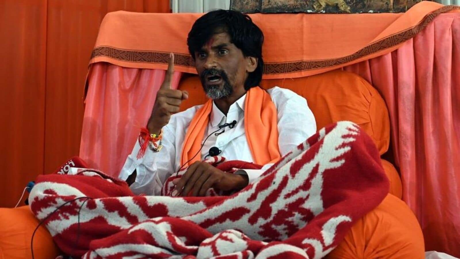 Maratha activist Manoj Jarange Patil launched fresh indefinite hunger strike from Antarwali (Sarathi) village for implementation of Maratha quota demands. July 21, 2024.