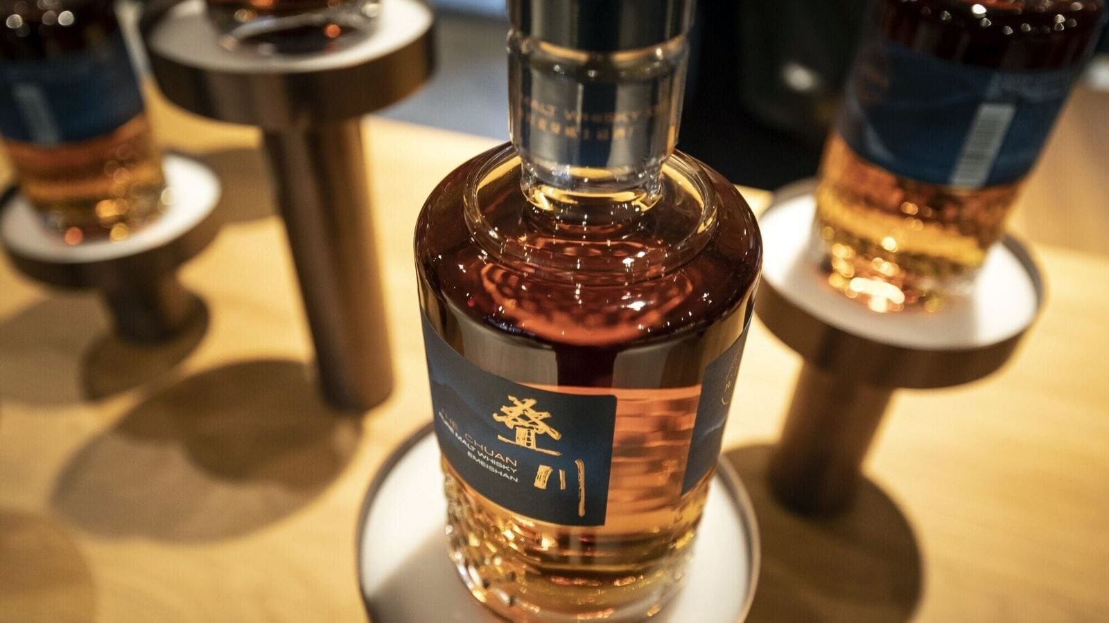 Apart from 15 August, the state excise department has marked multiple days when the sale of alcohol will be prohibited in Mumbai. Photographer: Qilai Shen/Bloomberg
