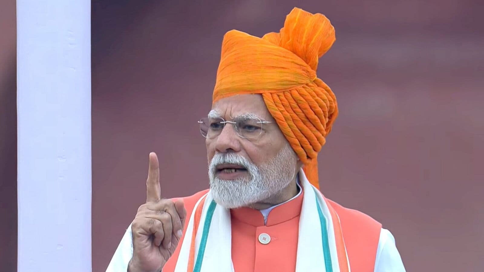 Prime Minister Narendra Modi addresses the nation from the Red Fort on the occasion of the 79th Independence Day, in New Delhi, Friday, Aug. 15, 2025. (PMO via PTI Photo)