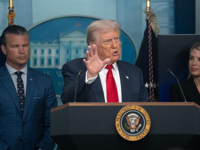 अमेरिका रूस के खिलाफ नए प्रतिबंध लगा सकता है, ट्रम्प संकेत देता है