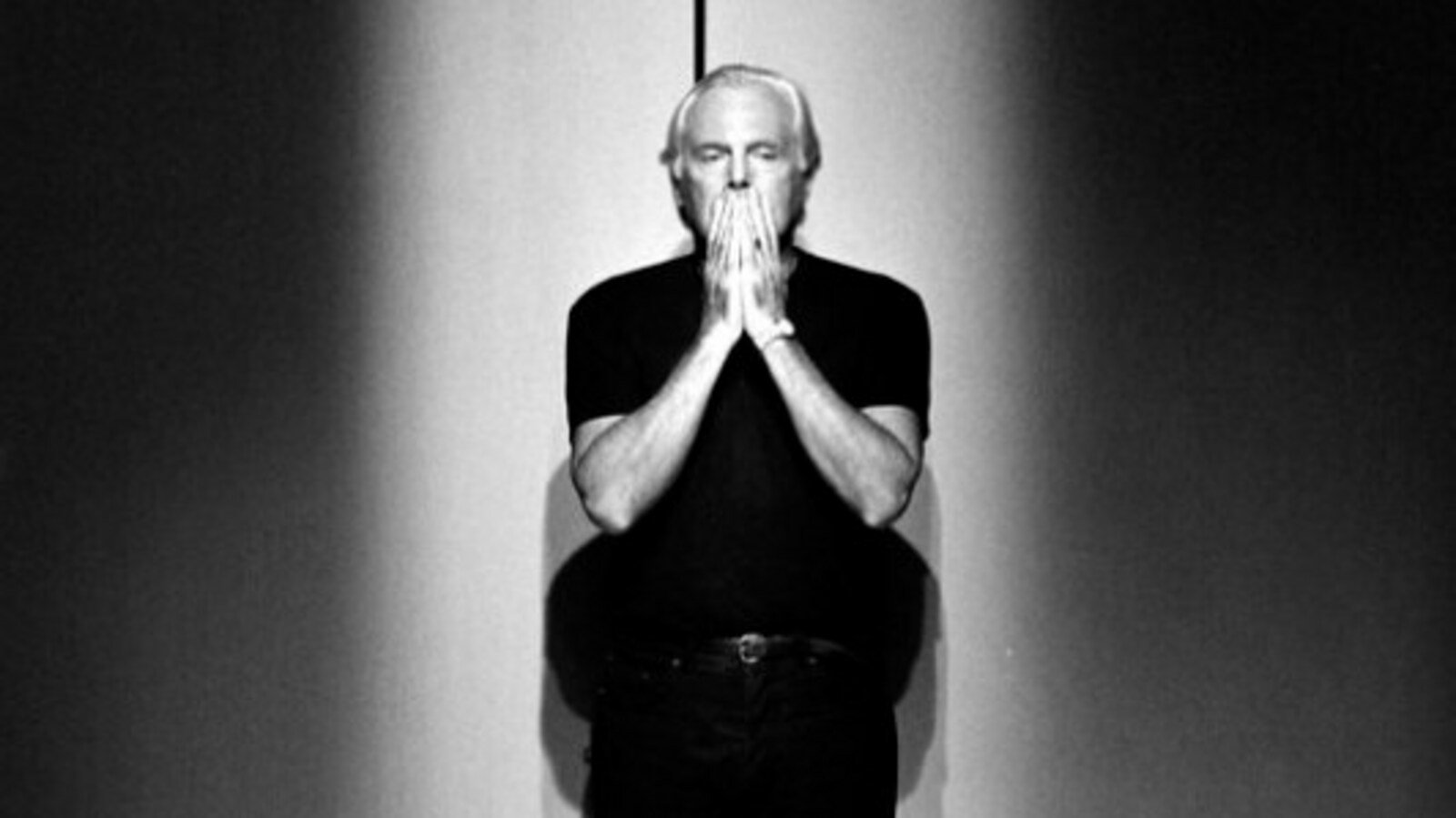 'आइकन, अथक वर्कर ...': पीएम मेलोनी से नेटिज़ेंस तक, जियोर्जियो अरमानी के लिए श्रद्धांजलि देते हैं क्योंकि वह एक विरासत को पीछे छोड़ देता है