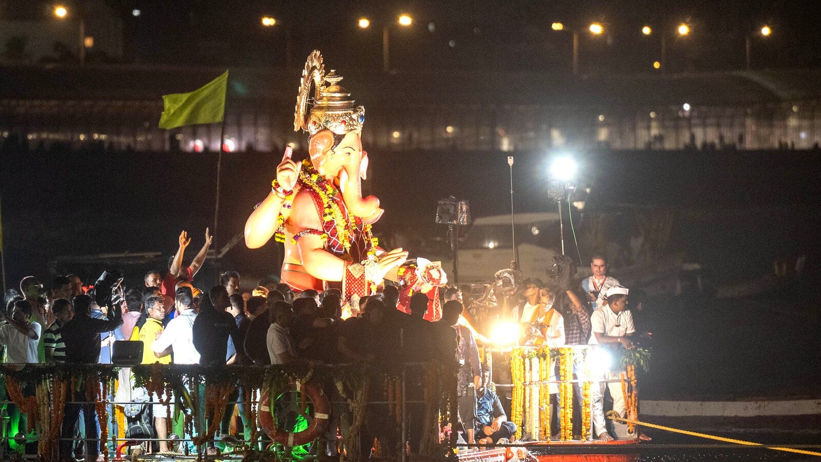 गणपति विसर्जन दुखद हो गए: 9 मृत, 12 महाराष्ट्र भर में गणेश विसर्जन के दौरान लापता