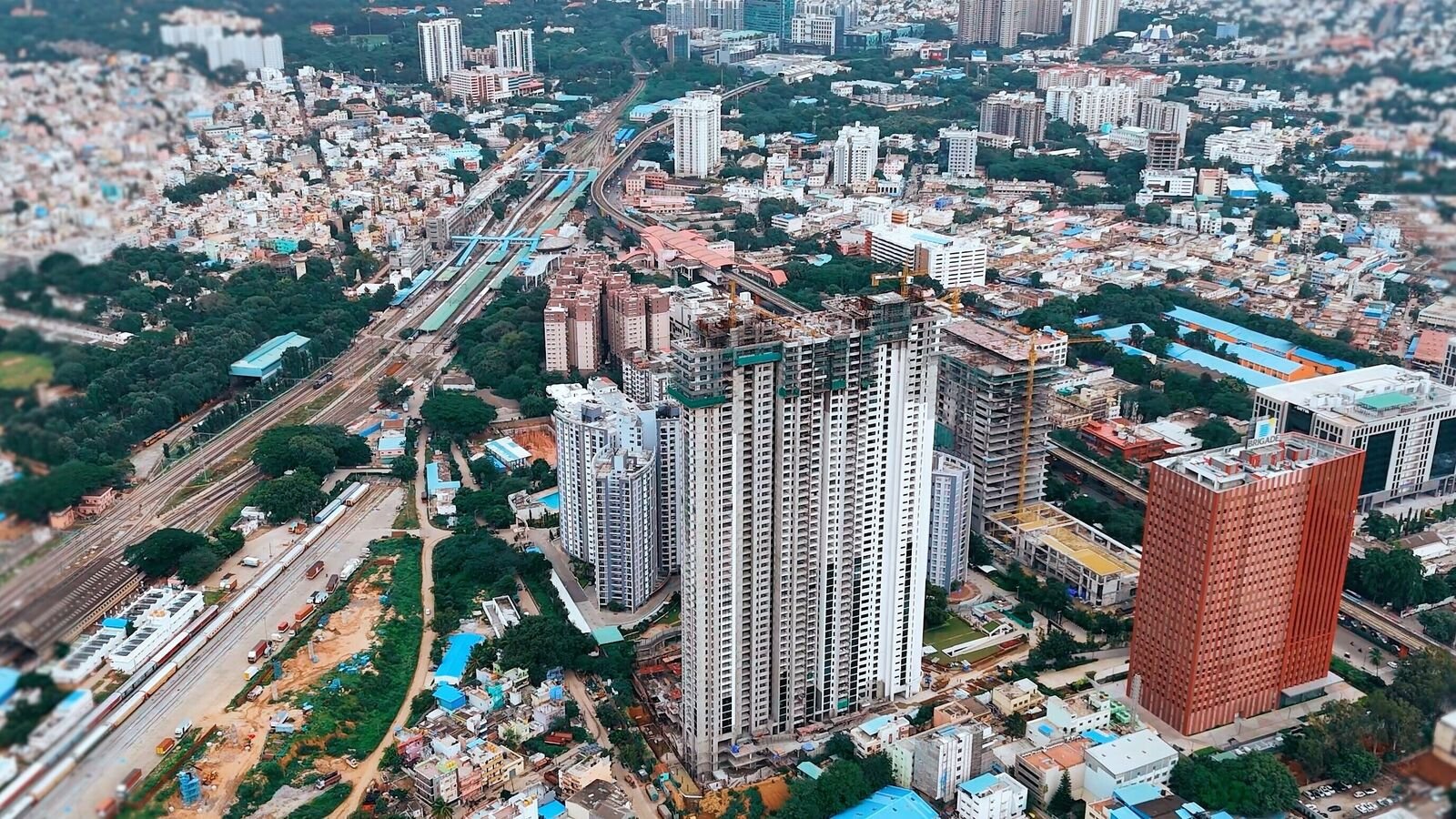 बेंगलुरु टेकी ने ₹ 2.7 करोड़ 3BHK खरीदने के साथ ₹ 1.8 करोड़ ऋण के साथ बहस की। रेडिट में वजन होता है