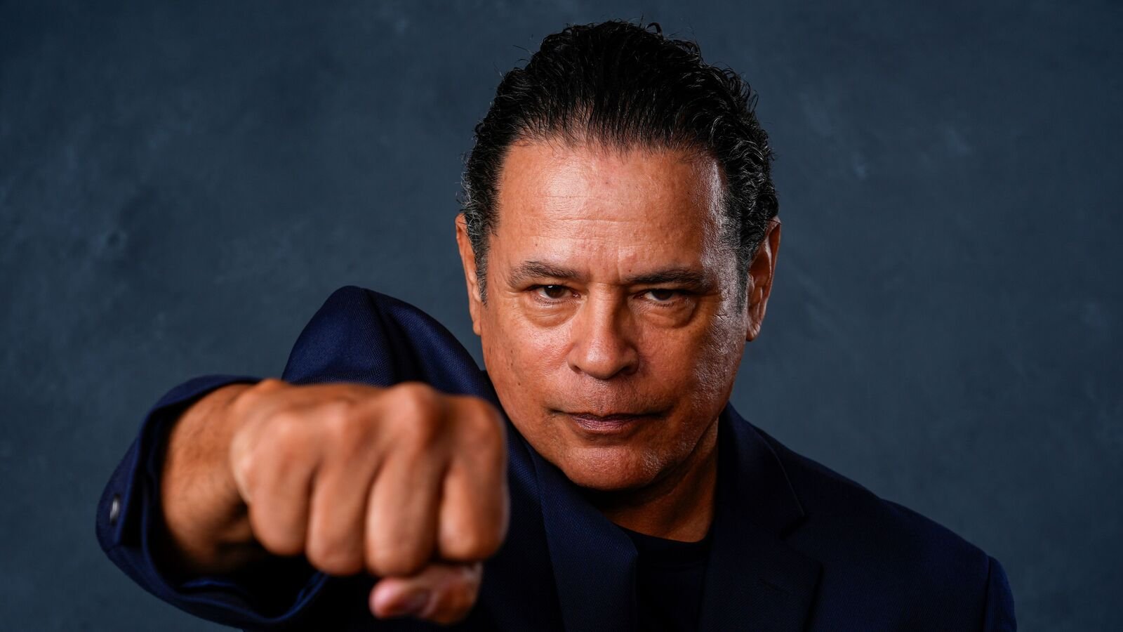 ब्रेकिंग बैड अभिनेता रेमंड क्रूज़ को गिरफ्तार किया गया: क्या उसने आंतरिक रूप से महिला पर पानी स्प्रे किया, प्रबंधक ने खुलासा किया