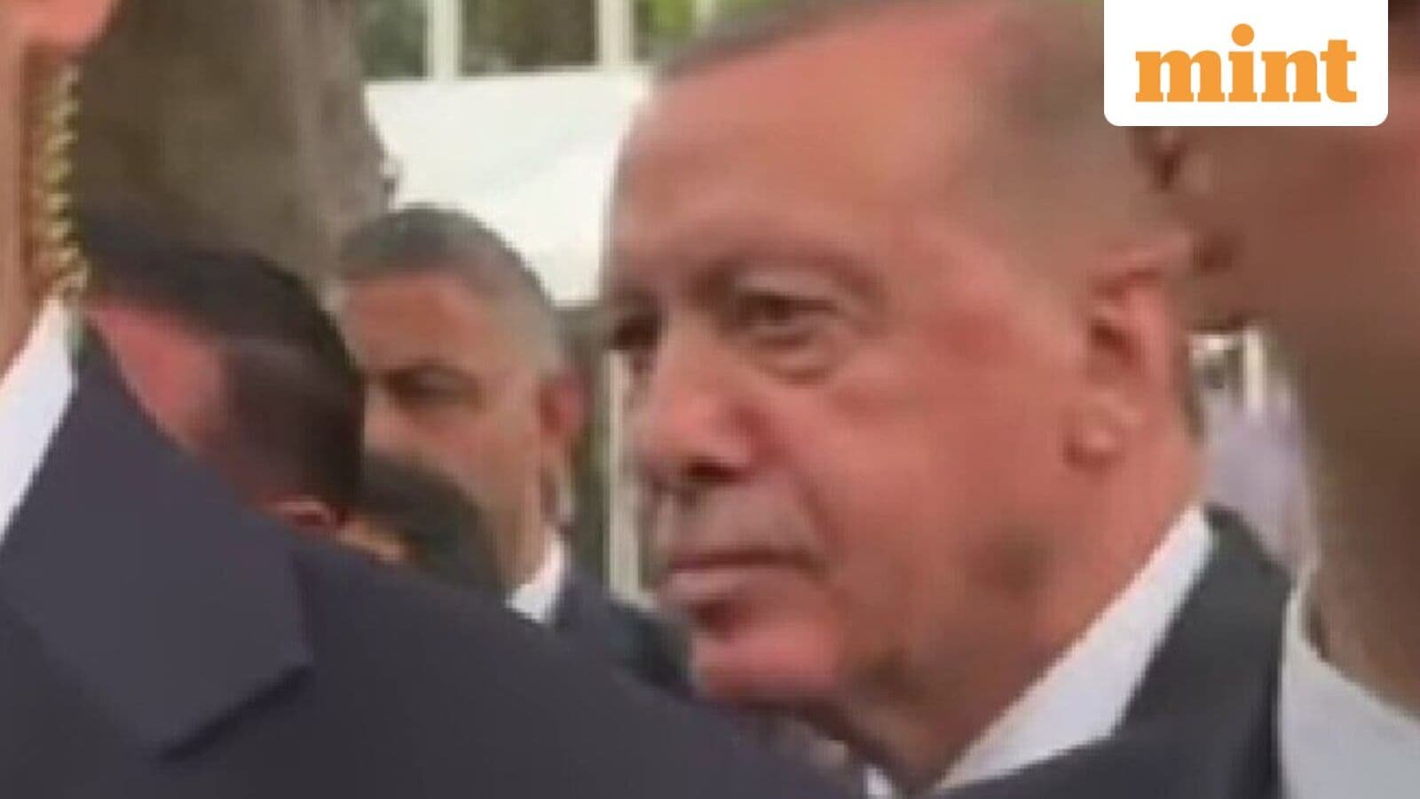 Amid UNGA security, Macron and Erdoğan were halted by police for Trump’s motorcade.