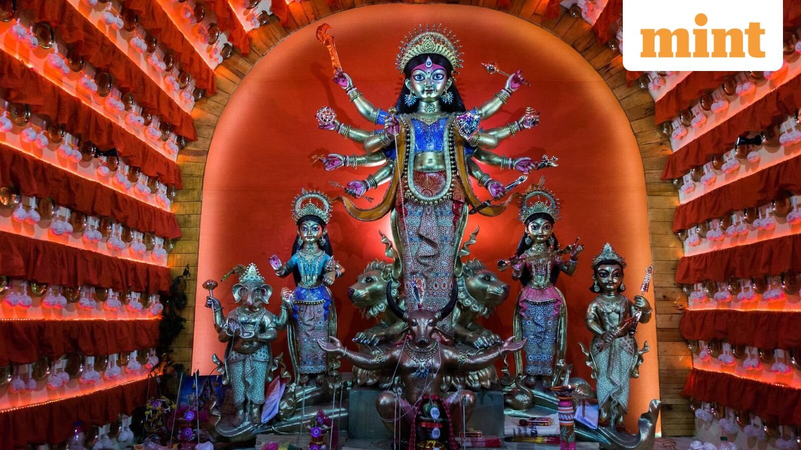 Happy Durga Puja 2025: Mark this festive season by spreading love and affection with these specially curated Durga Puja wishes.