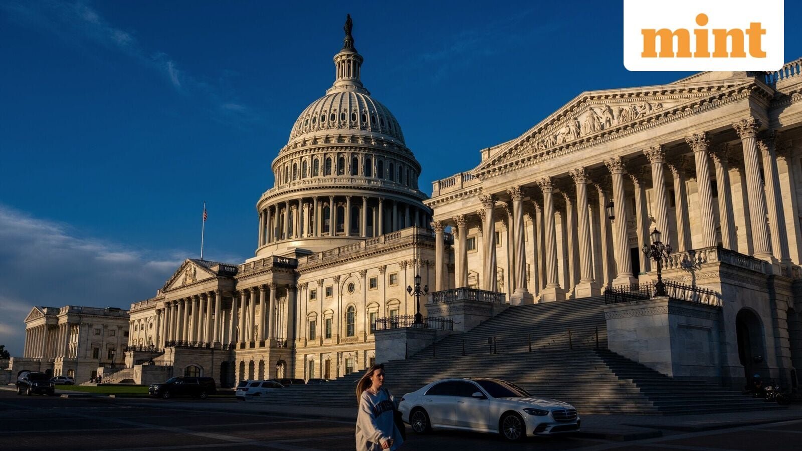The US Capitol in Washington, DC, US, on Wednesday, Oct. 1, 2025. Republicans wrestled with how aggressively to leverage the government shutdown to slash the federal workforce, openly debating a hardball tactic that could force Democrats to cave but carries political risk of backfiring